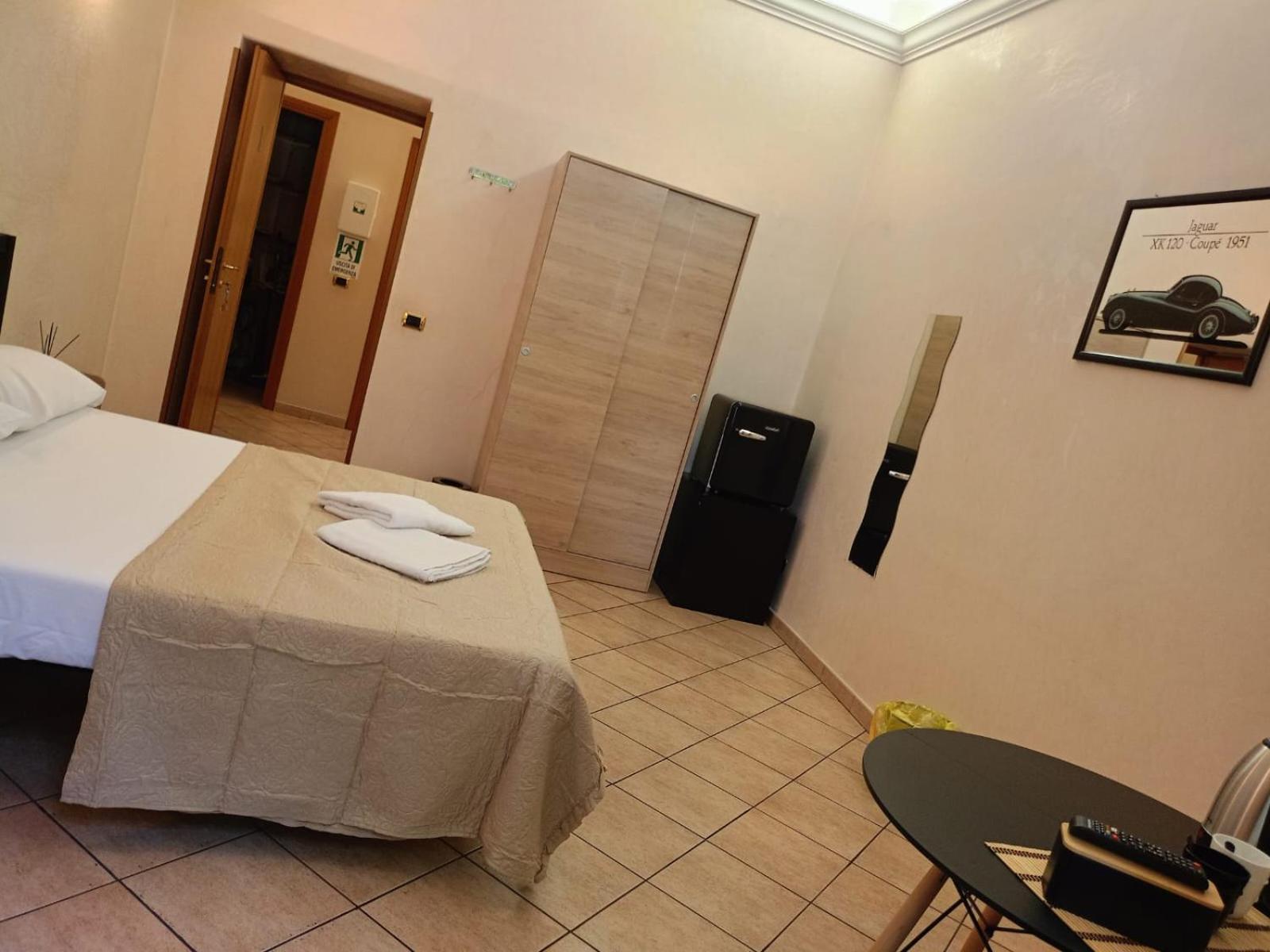 Ragusa Bis Roma Esterno foto